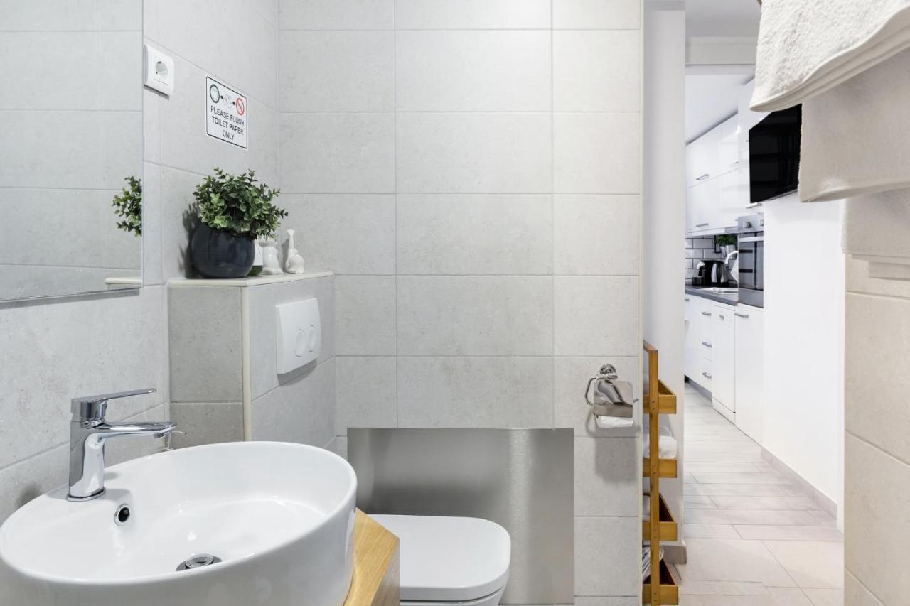 Apartments Hugo Сплит Экстерьер фото
